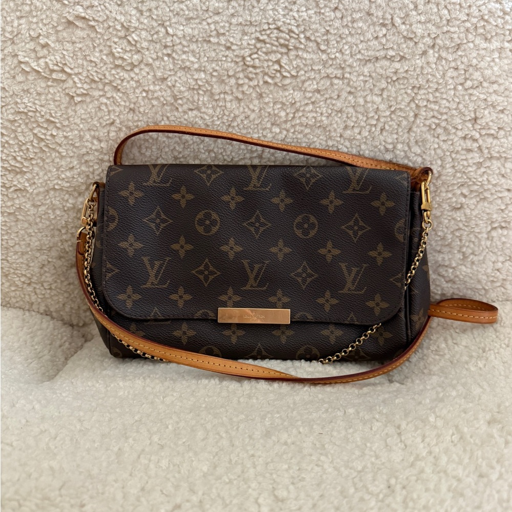 Louis Vuitton Favorite Monogram Crossing bag